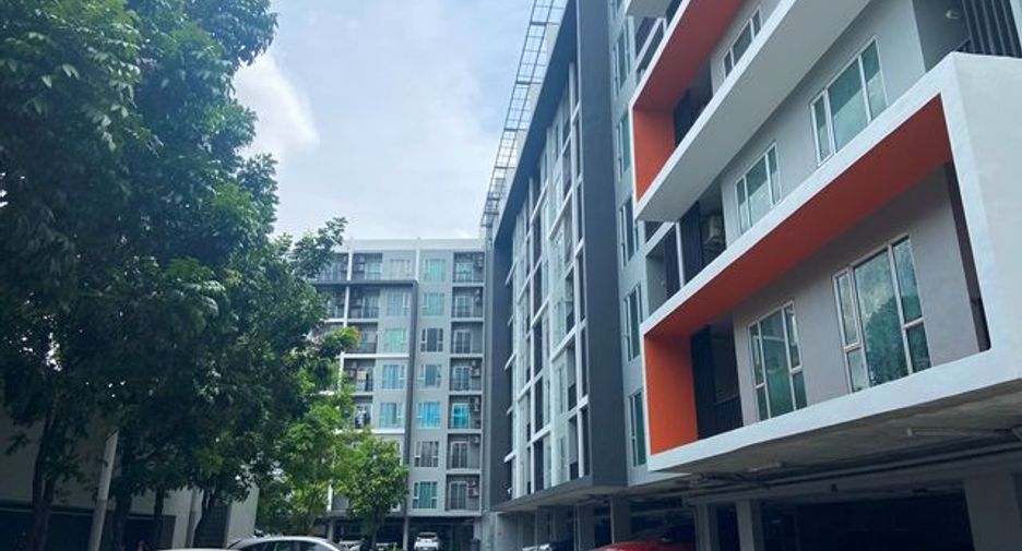 For sale スタジオ condo in Bang Khun Thian, Bangkok