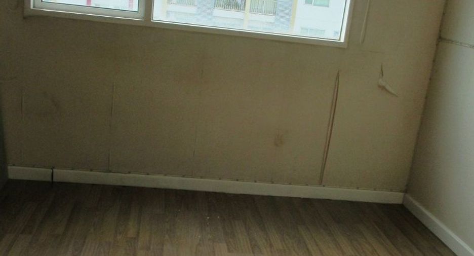 For sale studio condo in Phasi Charoen, Bangkok