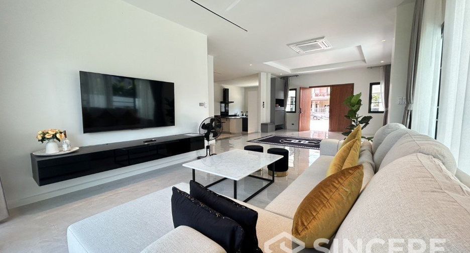 For rent 3 bedrooms villa in Thalang, Phuket