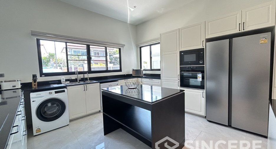For rent 3 bedrooms villa in Thalang, Phuket
