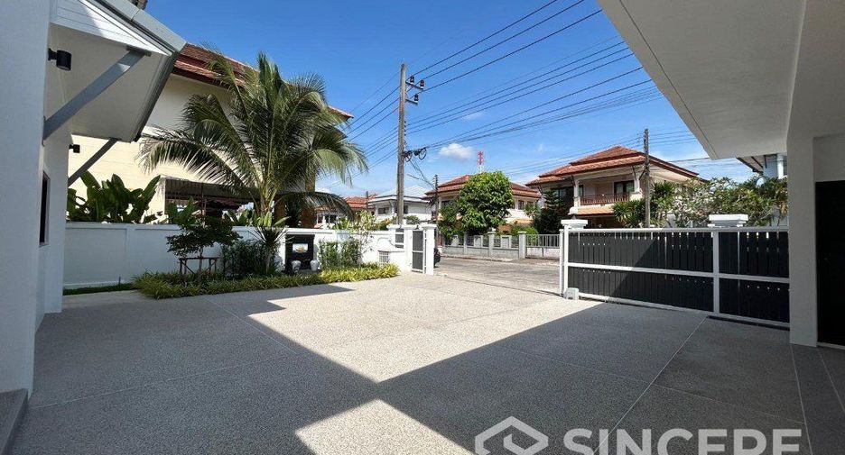 For rent 3 bedrooms villa in Thalang, Phuket