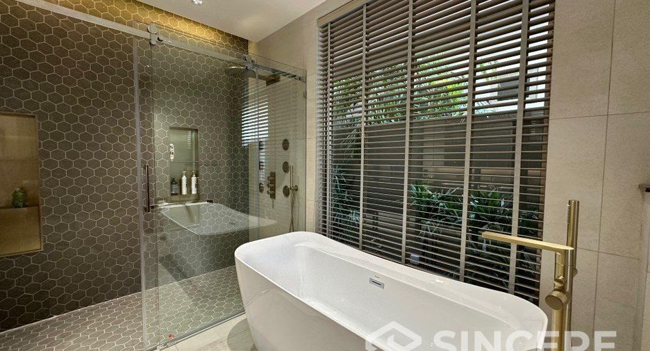 For rent 4 bedrooms villa in Thalang, Phuket