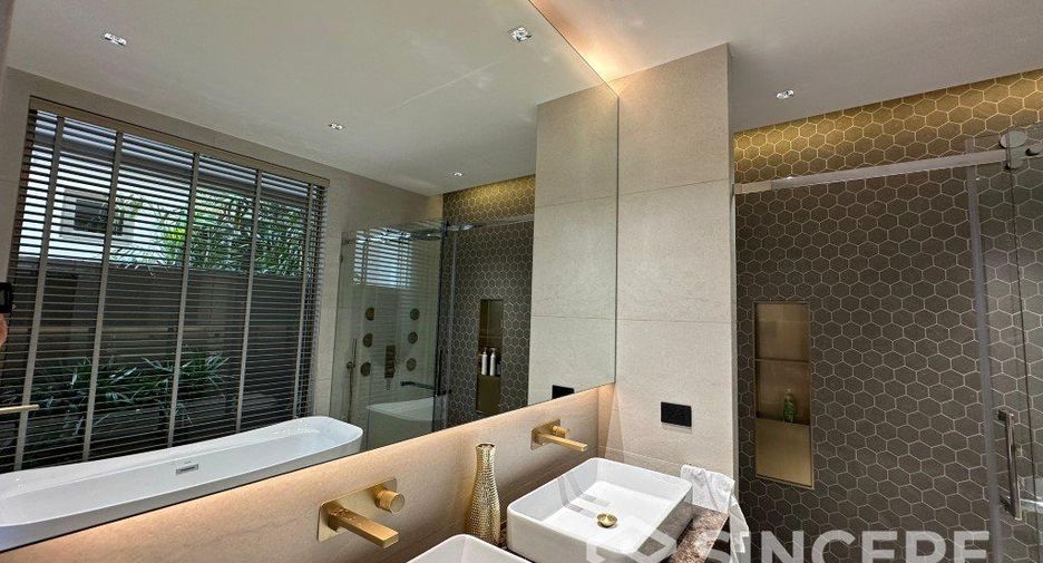 For rent 4 bedrooms villa in Thalang, Phuket