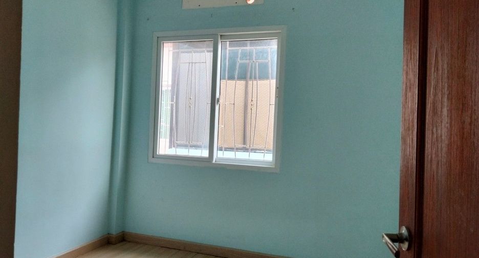 For sale studio townhouse in Thung Khru, Bangkok