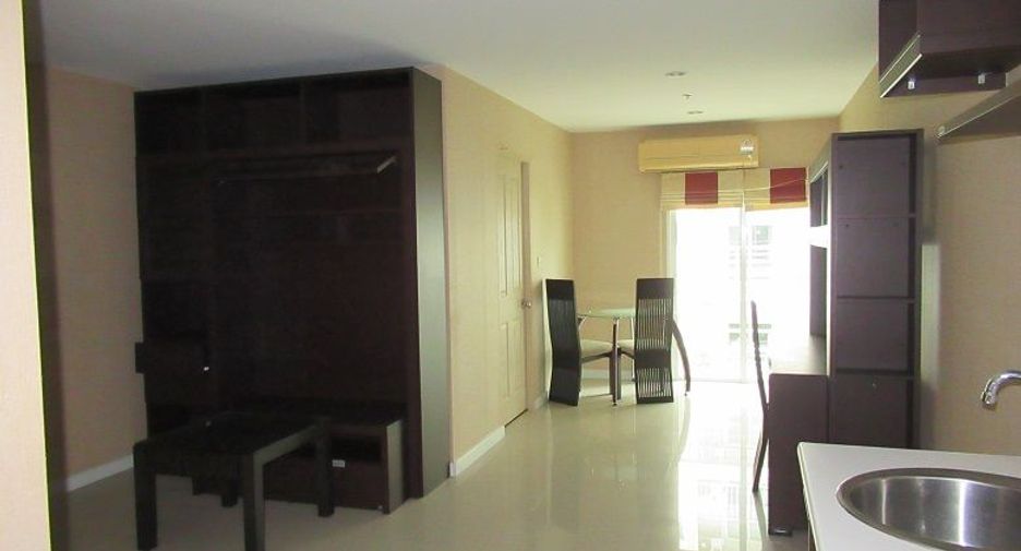 For sale studio condo in Phasi Charoen, Bangkok
