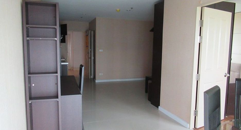 For sale studio condo in Phasi Charoen, Bangkok