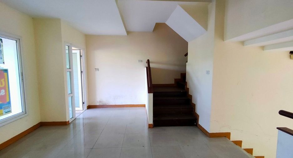 For sale studio townhouse in Prawet, Bangkok