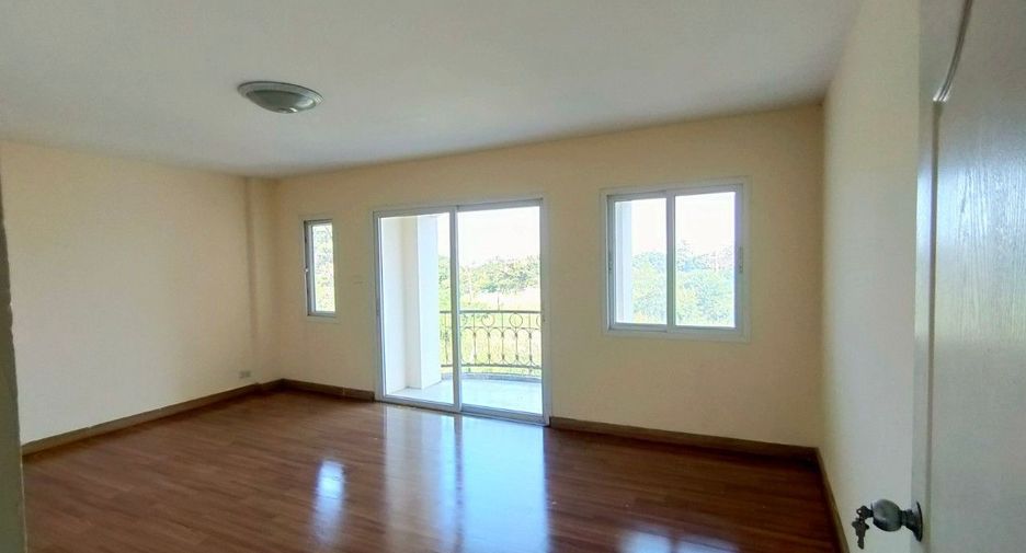For sale studio townhouse in Prawet, Bangkok