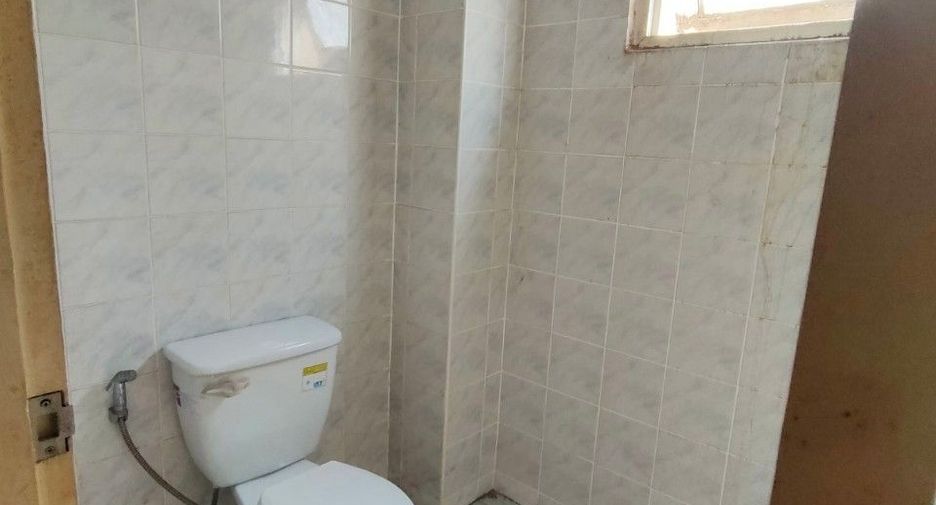 For sale studio townhouse in Prawet, Bangkok