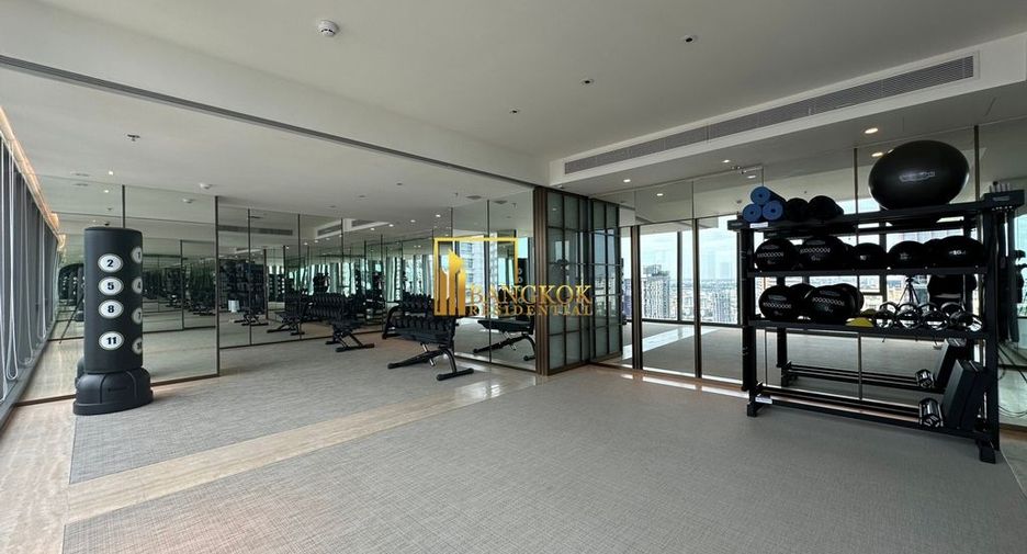 For rent 2 bedrooms condo in Khlong Toei, Bangkok
