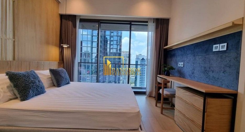 For rent 2 bedrooms condo in Khlong Toei, Bangkok