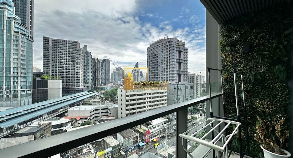 ให้เช่า 2 ห้องนอน คอนโด ใน คลองเตย, กรุงเทพฯ