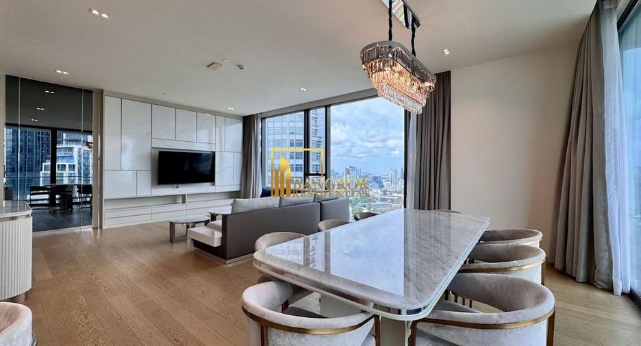 For rent 3 bedrooms condo in Khlong Toei, Bangkok