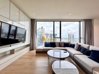 For rent 3 ベッドルーム condo in Khlong Toei, Bangkok