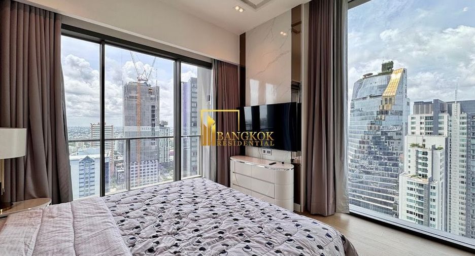 For rent 3 bedrooms condo in Khlong Toei, Bangkok