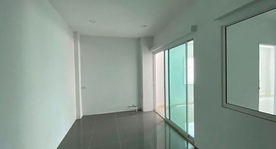 À vendre studio maison de ville à Sai Mai, Bangkok