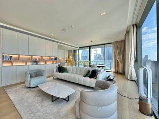 For rent 3 ベッドルーム condo in Khlong Toei, Bangkok