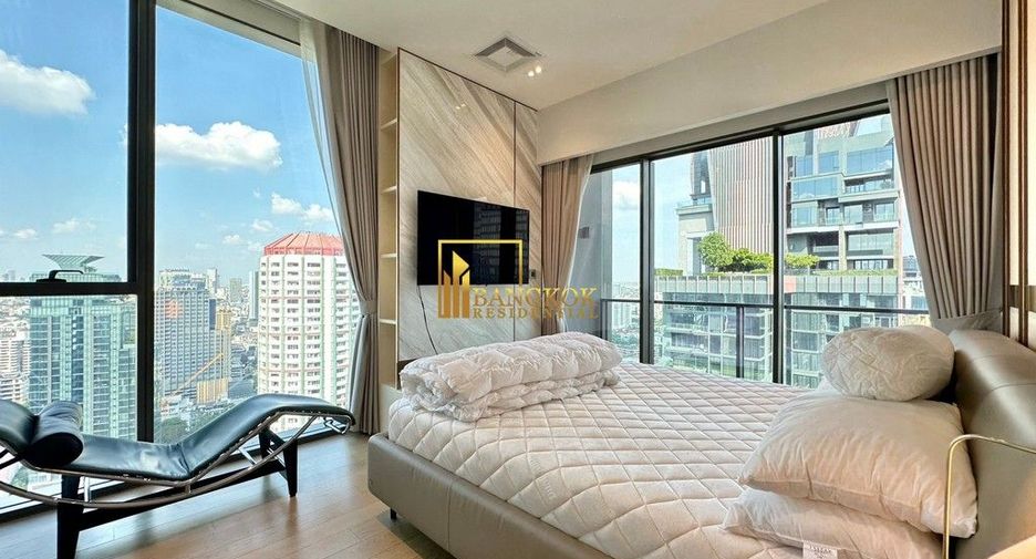 For rent 3 bedrooms condo in Khlong Toei, Bangkok