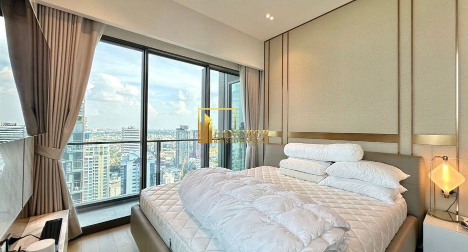 For rent 3 bedrooms condo in Khlong Toei, Bangkok