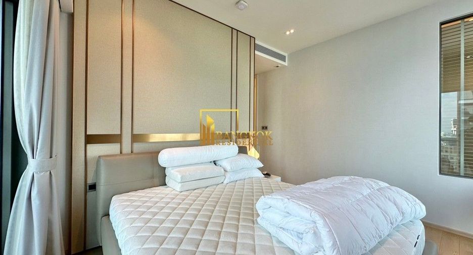 For rent 3 bedrooms condo in Khlong Toei, Bangkok
