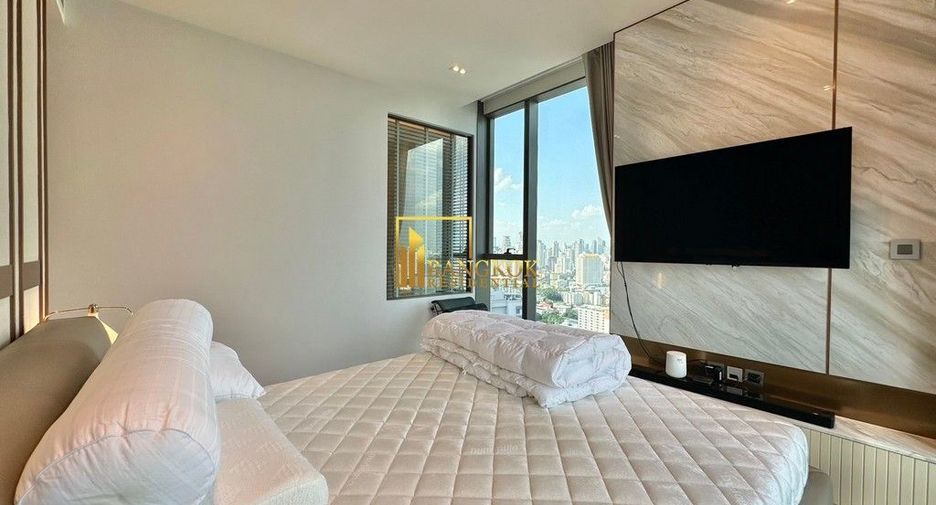 For rent 3 bedrooms condo in Khlong Toei, Bangkok