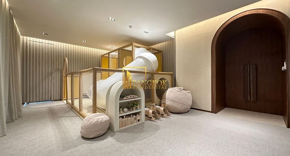 For rent 1 bed condo in Khlong Toei, Bangkok