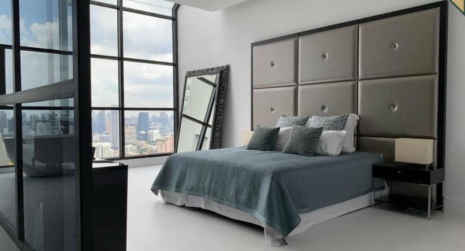 For sale 3 bedrooms condo in Sathon, Bangkok