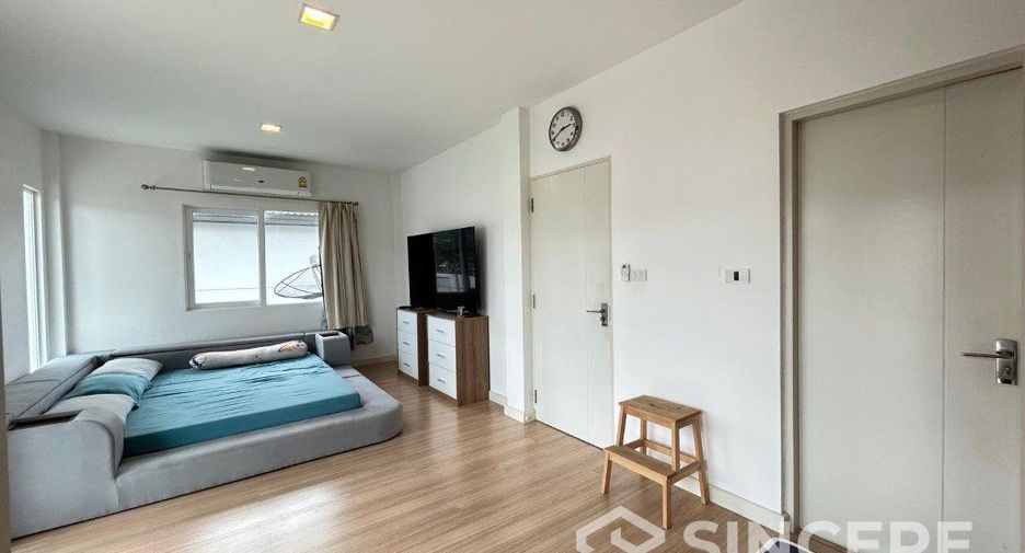 For rent 3 bedrooms house in Mueang Phuket, Phuket