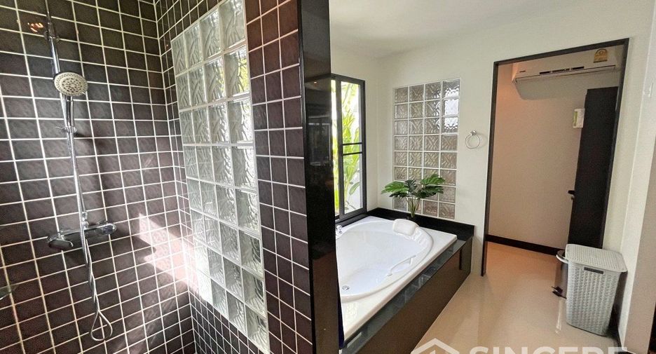 For sale 3 bedrooms villa in Thalang, Phuket