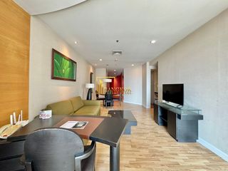 À louer 2 chambres appartement avec services à Sathon, Bangkok