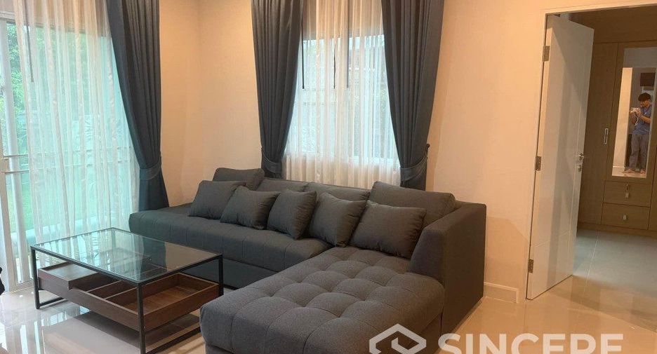 For rent 4 bedrooms house in Mueang Phuket, Phuket