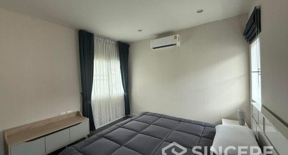 For rent 4 bedrooms house in Mueang Phuket, Phuket