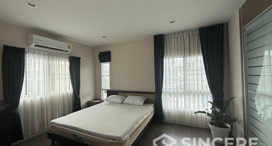 For rent 4 bedrooms house in Mueang Phuket, Phuket