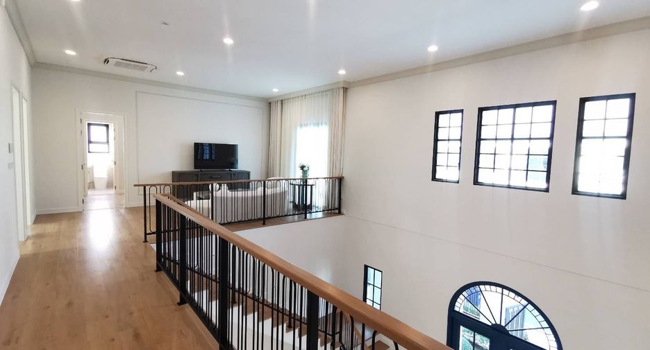 For rent 5 bedrooms house in Saphan Sung, Bangkok
