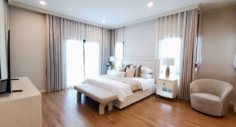 For rent 5 bedrooms house in Saphan Sung, Bangkok