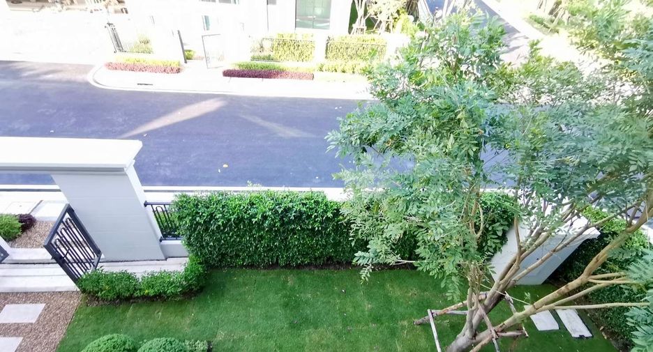 For rent 5 bedrooms house in Saphan Sung, Bangkok