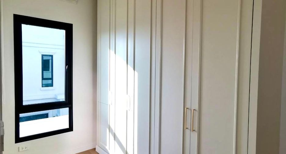 For rent 5 bedrooms house in Saphan Sung, Bangkok
