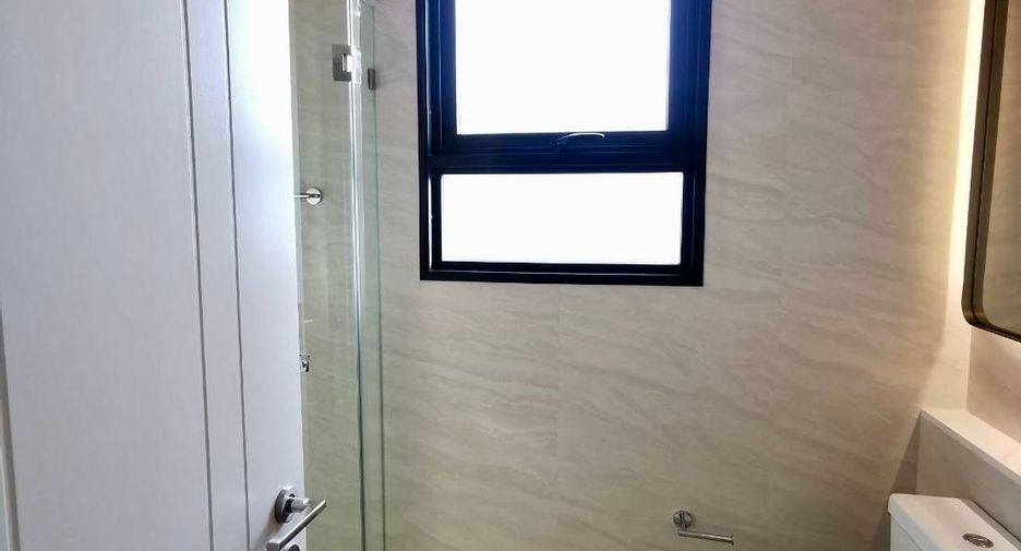For rent 5 bedrooms house in Saphan Sung, Bangkok