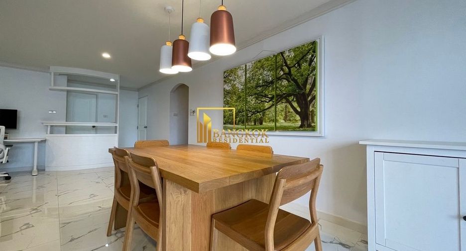 For rent 2 ベッドルーム condo in Watthana, Bangkok