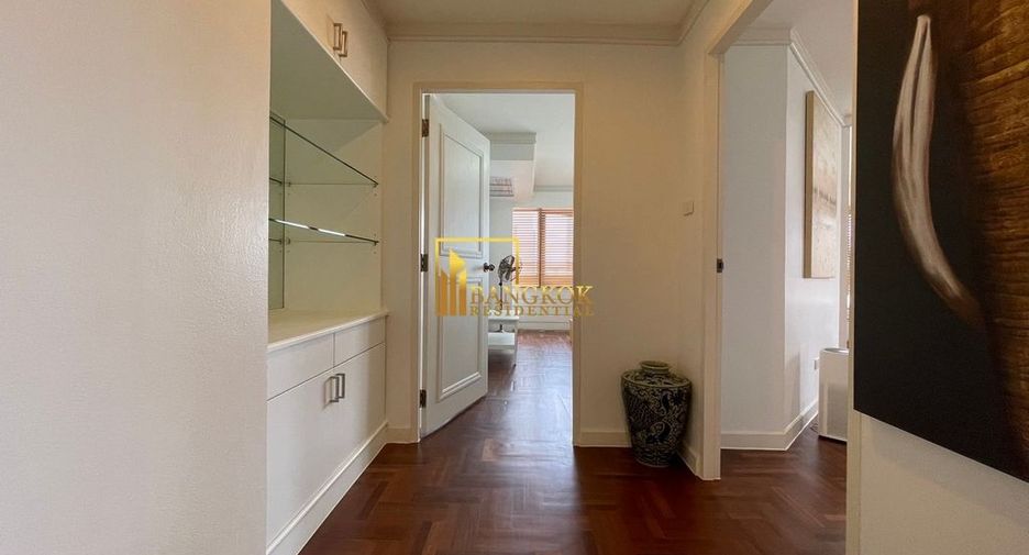 For rent 2 ベッドルーム condo in Watthana, Bangkok