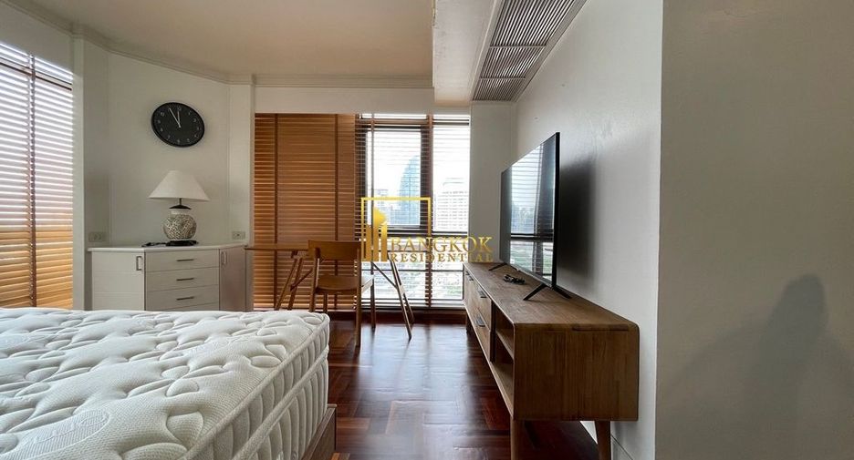 For rent 2 ベッドルーム condo in Watthana, Bangkok