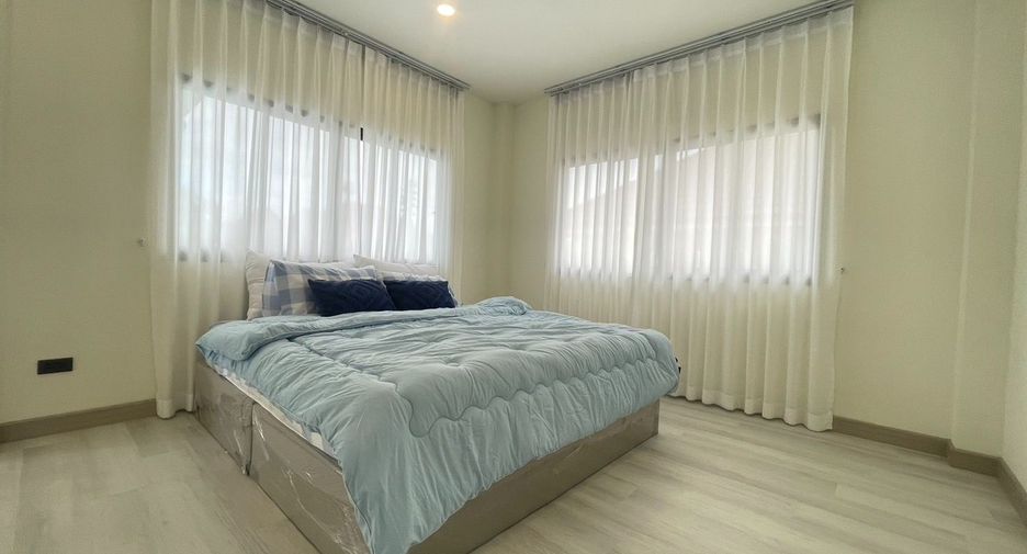 Casa en venta de 4 habitaciones en San Sai, Chiang Mai