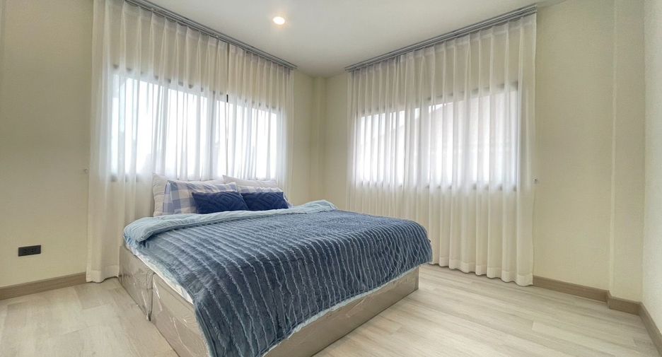 Casa en venta de 4 habitaciones en San Sai, Chiang Mai