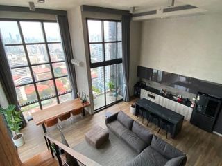 For sale 3 bed condo in Watthana, Bangkok