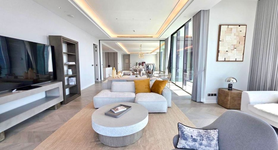 Wohnung zur Miete und zum Kauf mit 3 Zimmer in Sathon, Bangkok