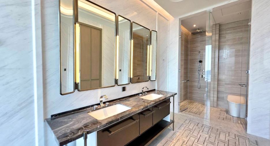 Wohnung zur Miete und zum Kauf mit 3 Zimmer in Sathon, Bangkok