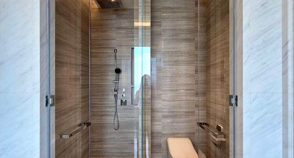 Wohnung zur Miete und zum Kauf mit 3 Zimmer in Sathon, Bangkok