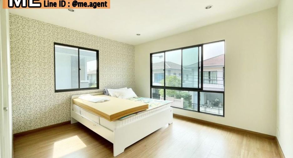 For sale 3 bedrooms house in Suan Luang, Bangkok