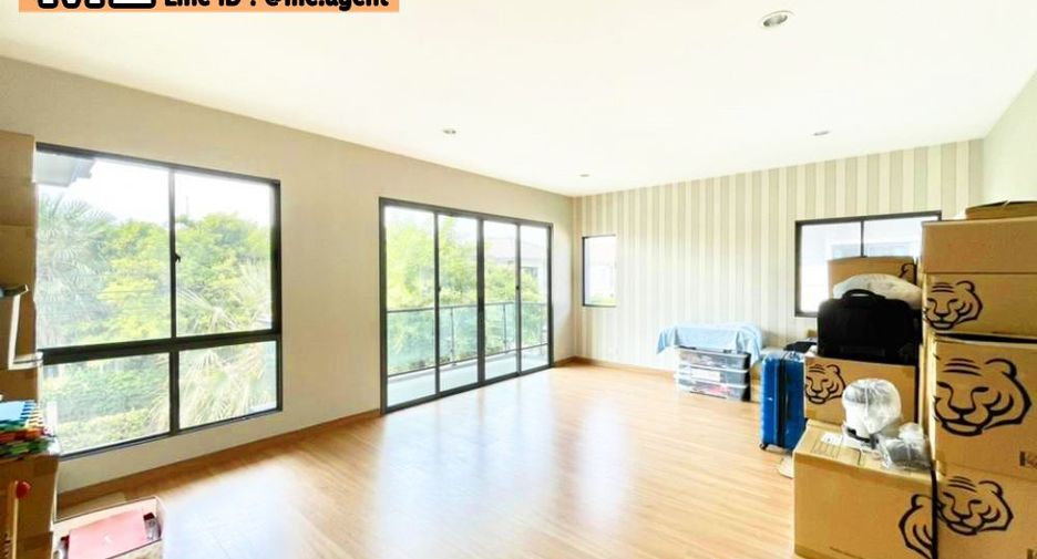 For sale 3 bedrooms house in Suan Luang, Bangkok