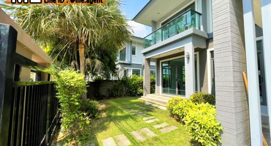 For sale 3 bedrooms house in Suan Luang, Bangkok